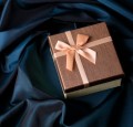 Intelligente Geschenkideen: Schenken Sie Dinge, die ihren Wert erhalten oder mit der Zeit zunehmen.