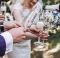 Welche Spirituosen sollte man für eine gelungene Hochzeit auswählen?